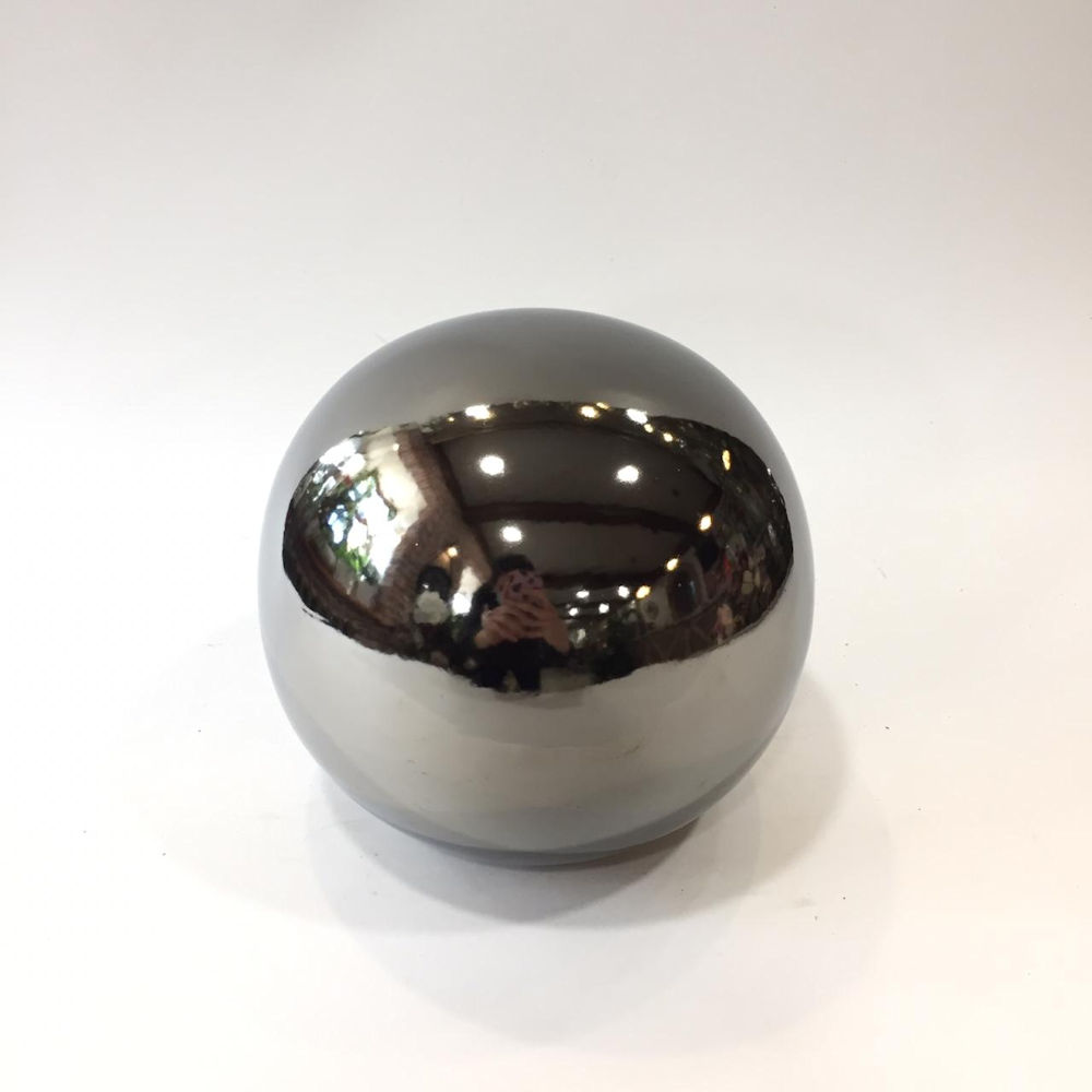 Декоративный шар серебряный